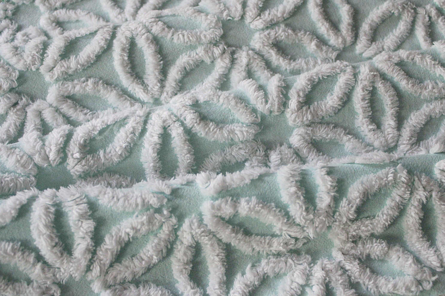 aqua & white daisy vintage chenille fabric, 20" x 24" piece of cottage style sewing quilt material