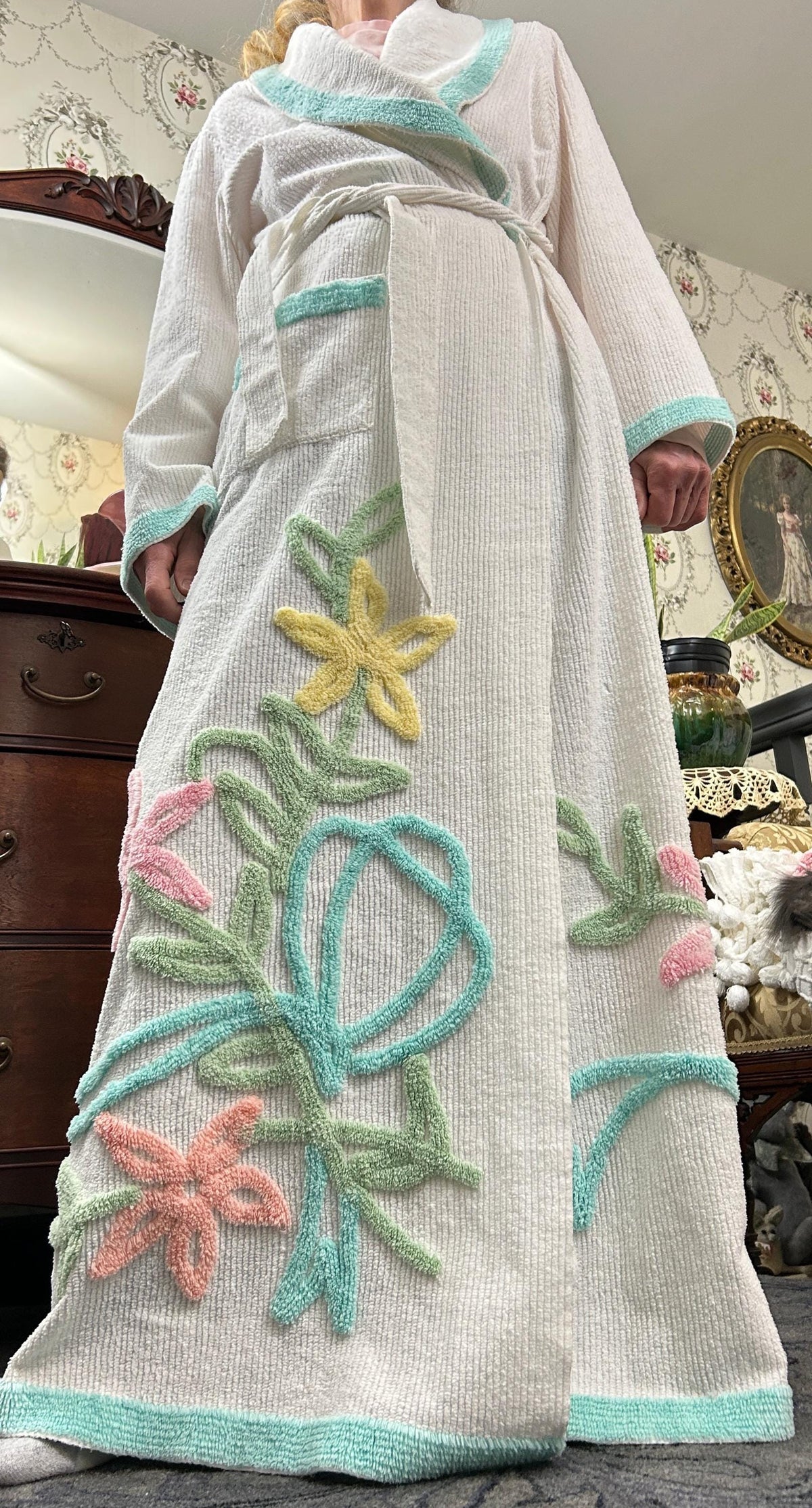 Vintage Chenille Robe White with Aqua Floral Tufting, Full Length Women’s S Bathrobe