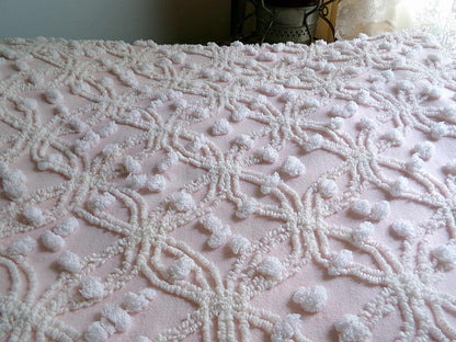 Feather Pink Vintage Chenille Fabric, Needletuft Rings & Overtufted Pops, Quilter's Favorite 18" x 24" Piece