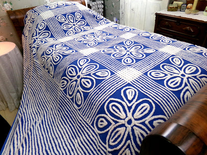 Vintage Mod Chenille Bedspread: Flower Power Bold Blue & White Shabby Cotton Full Size Bedding