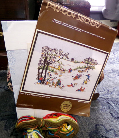 WINTER FUN Crewel Embroidery Kit, Vintage Paragon Needlecraft 0926, Snow Scene Wall Art
