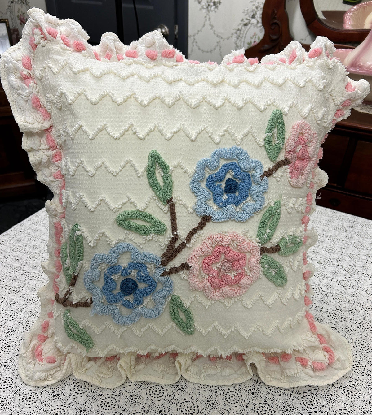 Floral Ruffled Vintage Chenille Pillow Cover 18" Square Seersucker