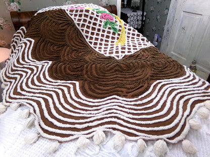 Vintage Chenille Bedspread Chocolate Brown Flower Basket Scallop Pom Pom Trim Full