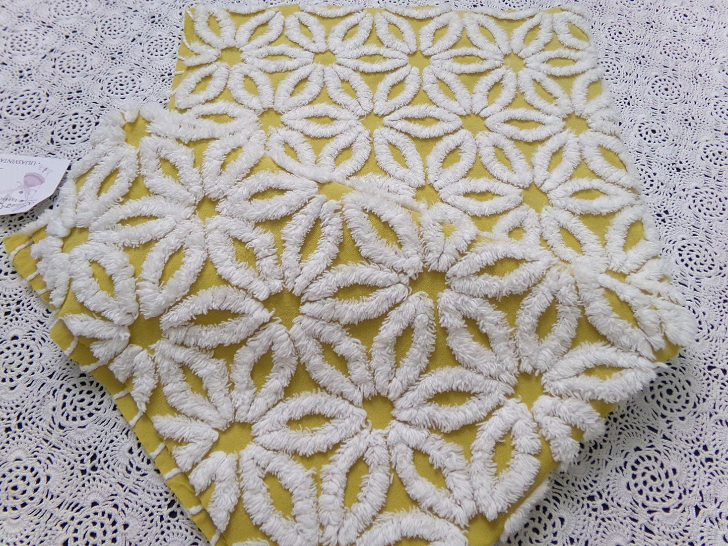 sunflower gold vintage chenille fabric tufted white daisy 20x24" boho quilt material