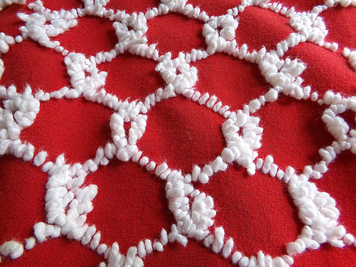 Red & White Vintage Chenille Bedspread Fabric, 17.5x23" Chain Link Design
