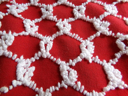 Red & White Vintage Chenille Bedspread Fabric, 17.5x23" Chain Link Design