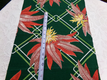 Shabby Vintage Barkcloth Fabric Tropical Tiki Hunter Green Exotic Lily Lattice 16x28"