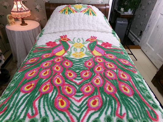 Peacock Vintage Chenille Bedspread, Full Sz Pink & Green Lovebirds, Rainbow Hearts