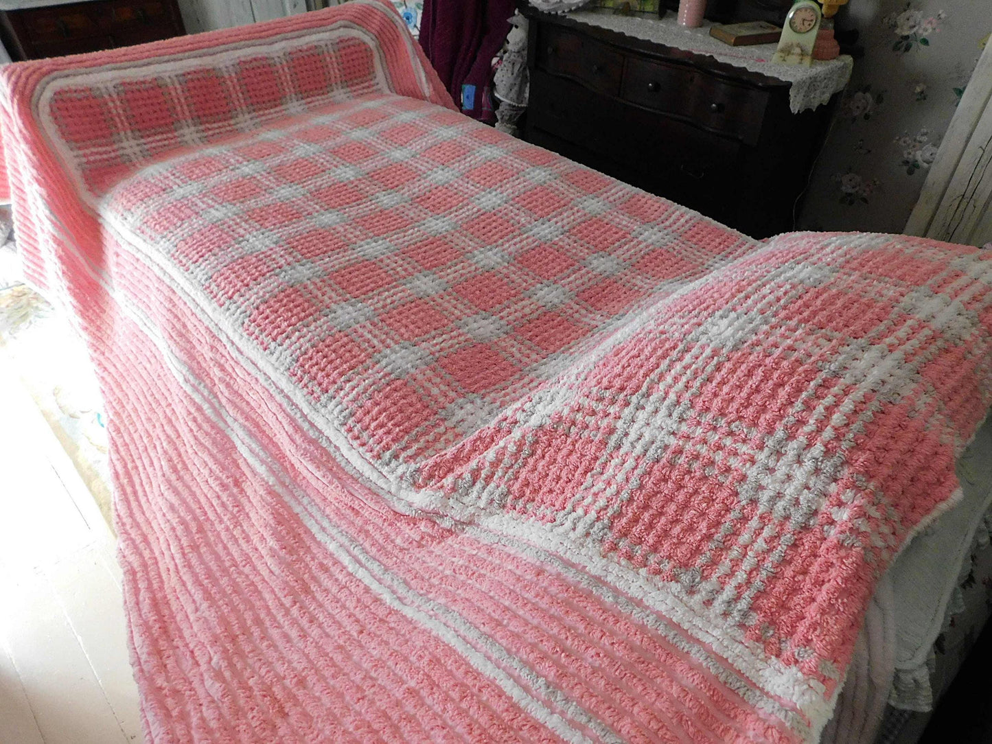 Girl Power Sassy Pink Vintage Chenille Bedspread, Grey & White Plaid, 100% Plush Cotton, TWIN Size