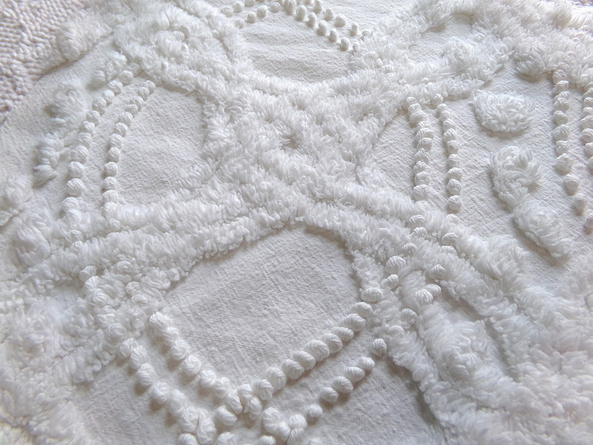 White Infinity Links Vintage Chenille Bedspread Fabric, 12x18" Piece