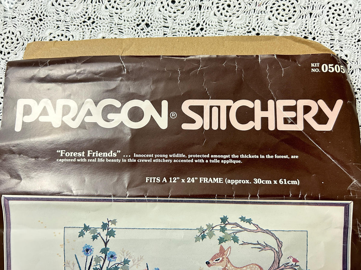 FOREST FRIENDS Crewel Stitchery Kit Woodland Vintage Paragon 0505 Embroidery