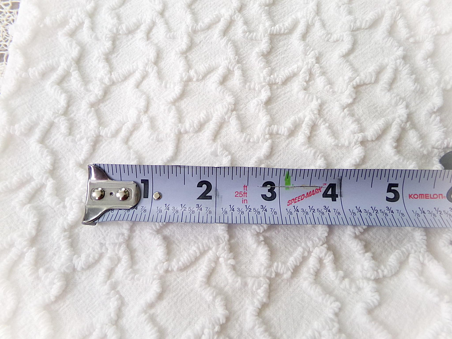 White Squiggle Vintage Chenille Bedspread Fabric Texturized 3D 18" x 24" Quilt Craft Piece