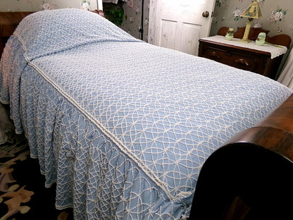 Blue & White Vintage Chenille Ruffled Bedspread, Geometric Coastal Twin Sz Bedding