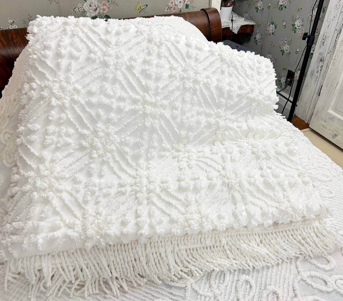 Vintage White Chenille Bedspread Modern Minimalist Geometric Tuft FULL Coverlet