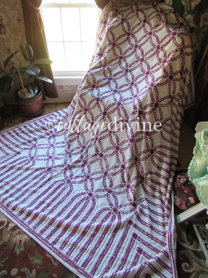 Plum Berry Vintage Chenille Bedspread, Geometric Wedding Ring Pattern, Full Size Bedding