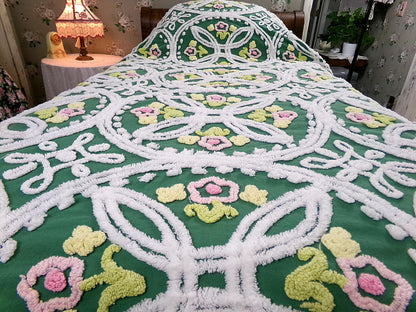 Vintage Chenille Bedspread, Emerald Green Floral Wedding Rings, Accent Fringe, Full