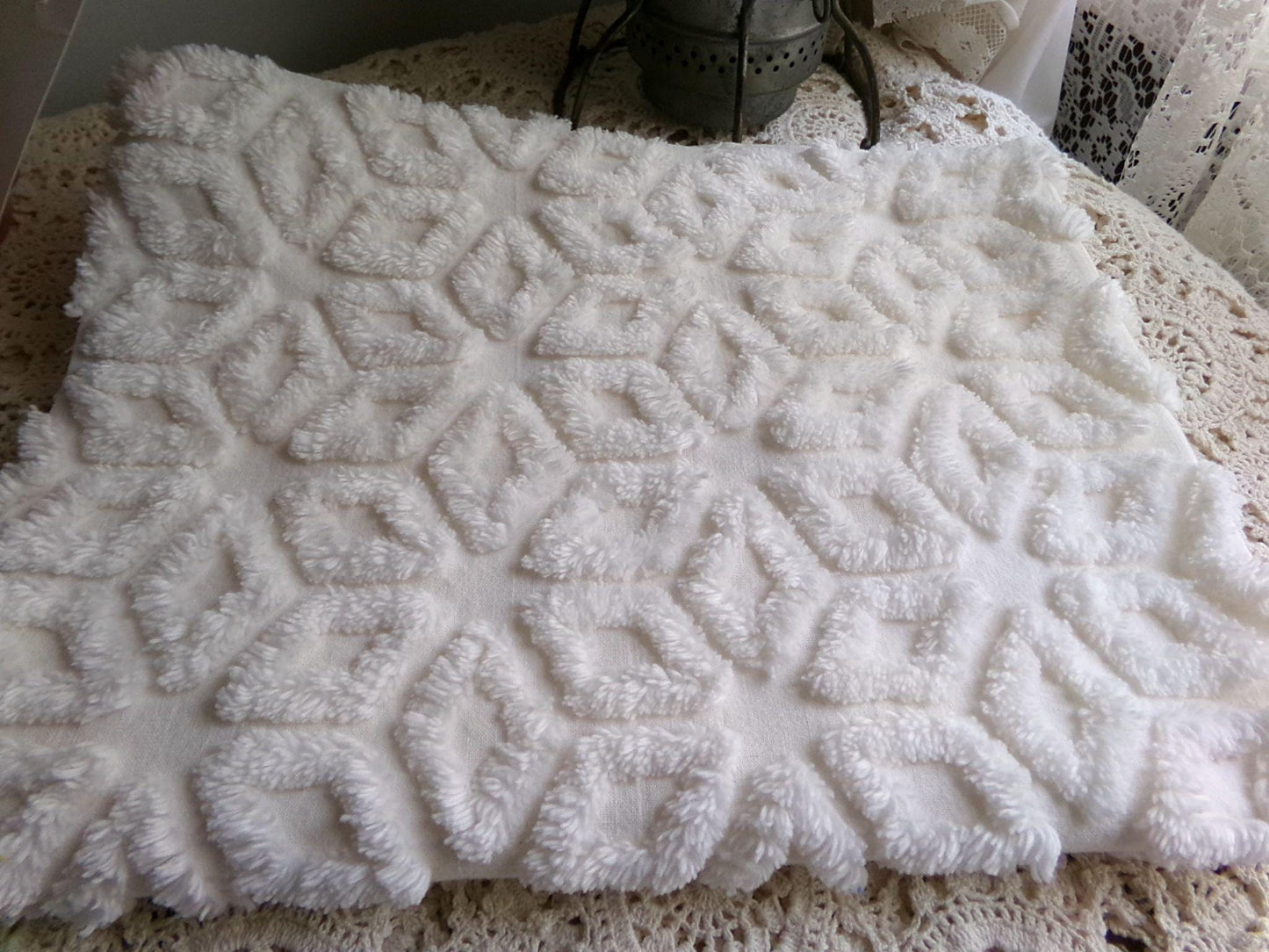 cozy cream snowflake vintage chenille fabric, versatile neutral geometric design, 18 x 24"