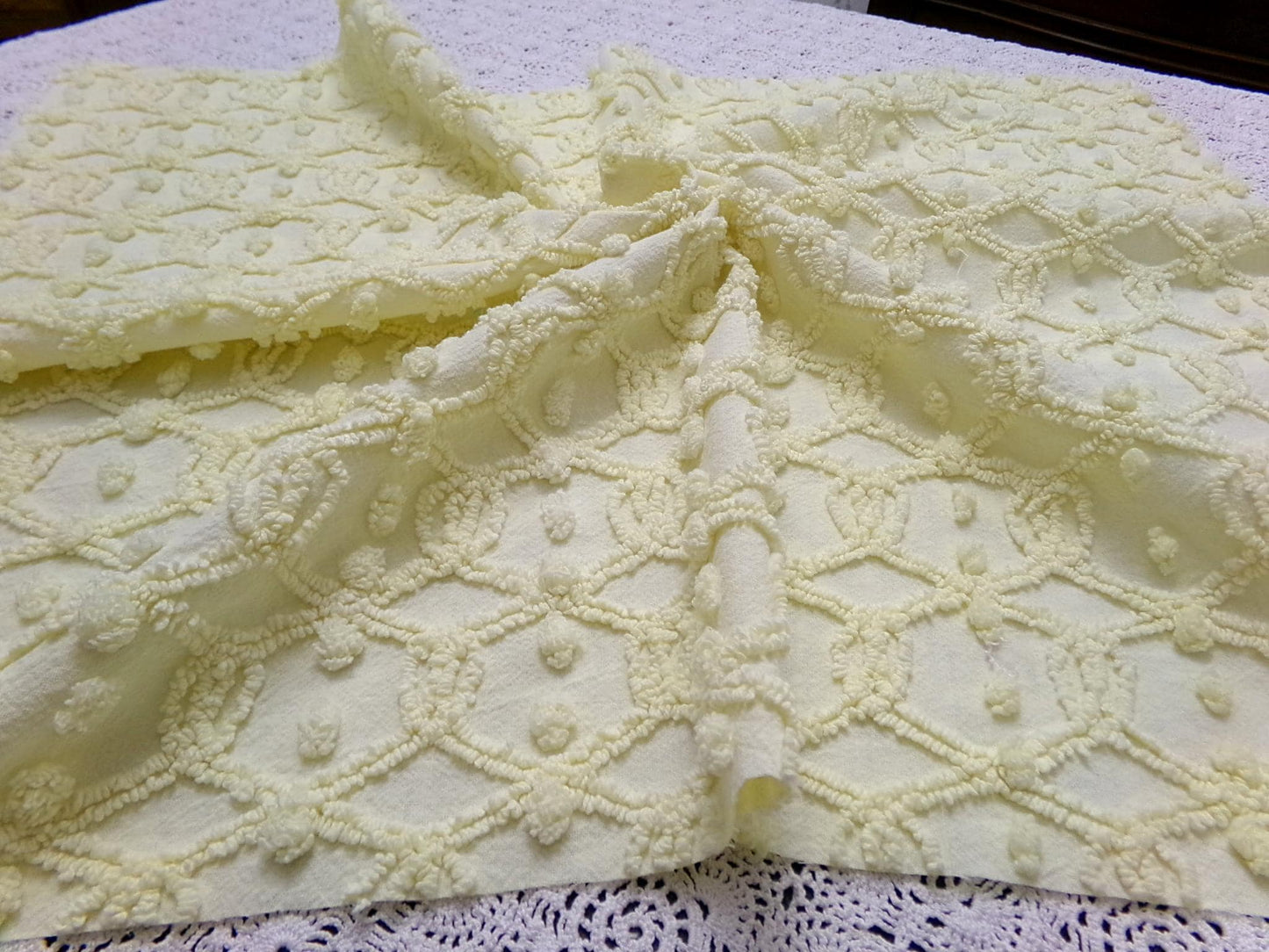 Infinity Links Vintage Chenille Bedspread Fabric 18x24" Yellow Pops Quilting Material