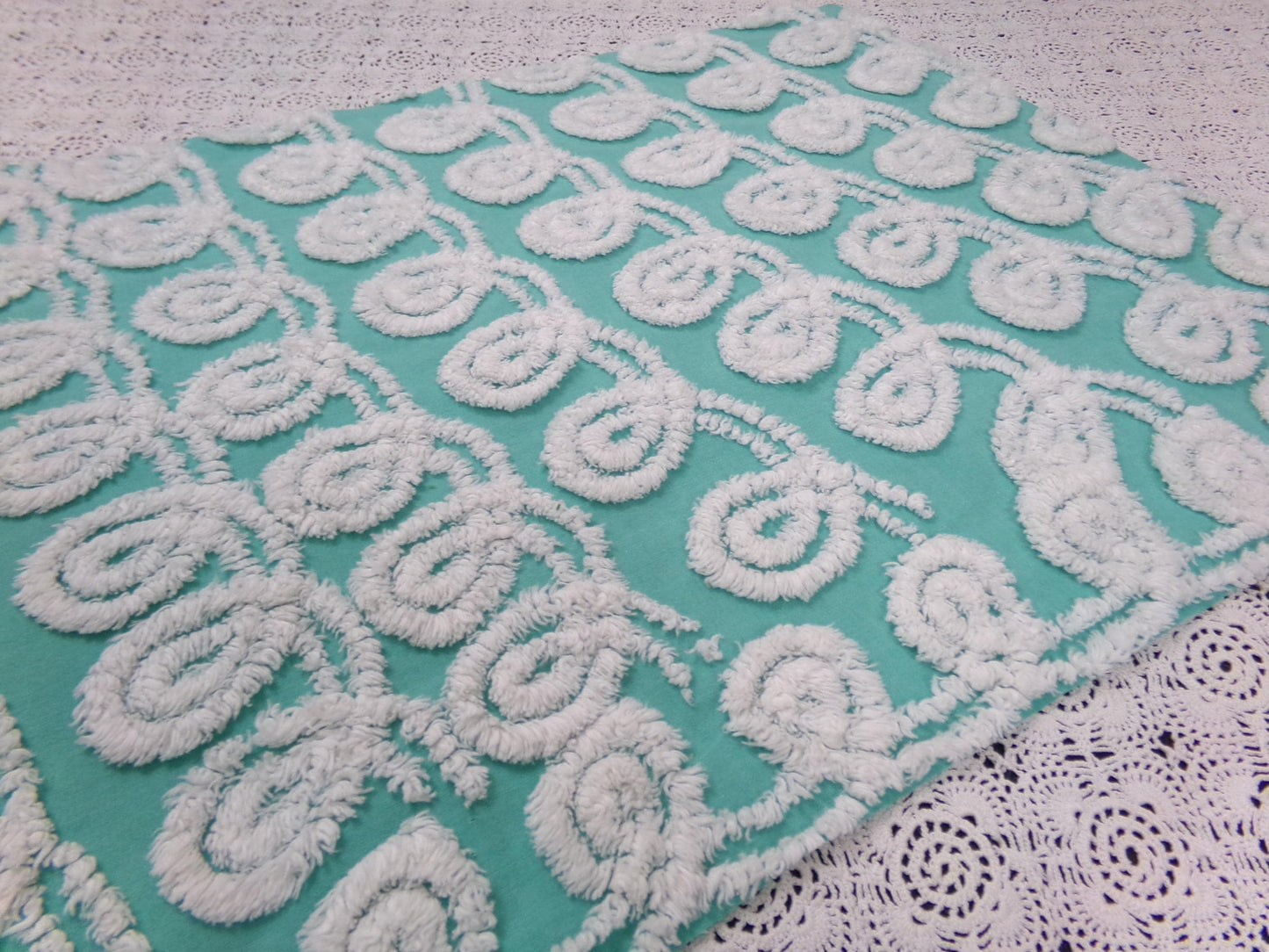 Soothing White Curly Loops Jade Vintage Chenille Bedspread Fabric 15" x 19" Piece