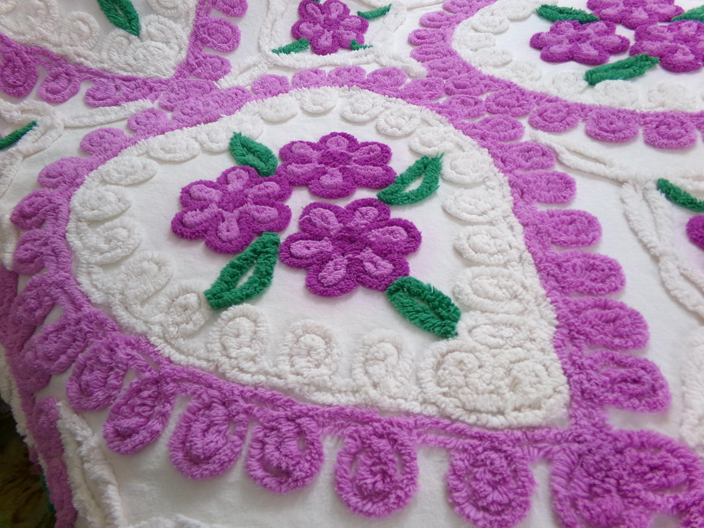 Vintage Chenille Bedspread Violets in Snow Heart Scrollwork White Cottage Bedding, FULL