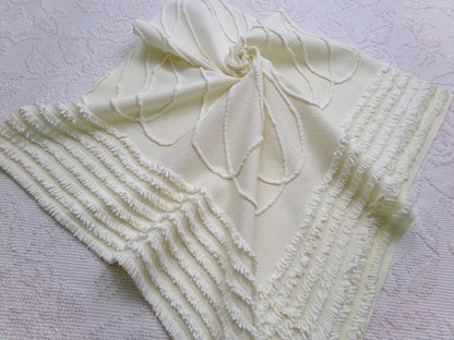 Vintage Illusion Chenille Fabric, Fascinating Webbed Design, 22" x 21" Piece Sewing Quilt Material