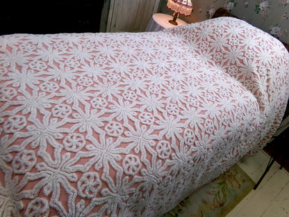 Chenille Bedspread Full Size Fairytale Snowflake Pinwheel Tufts, Feminine Vintage Cotton Bedding