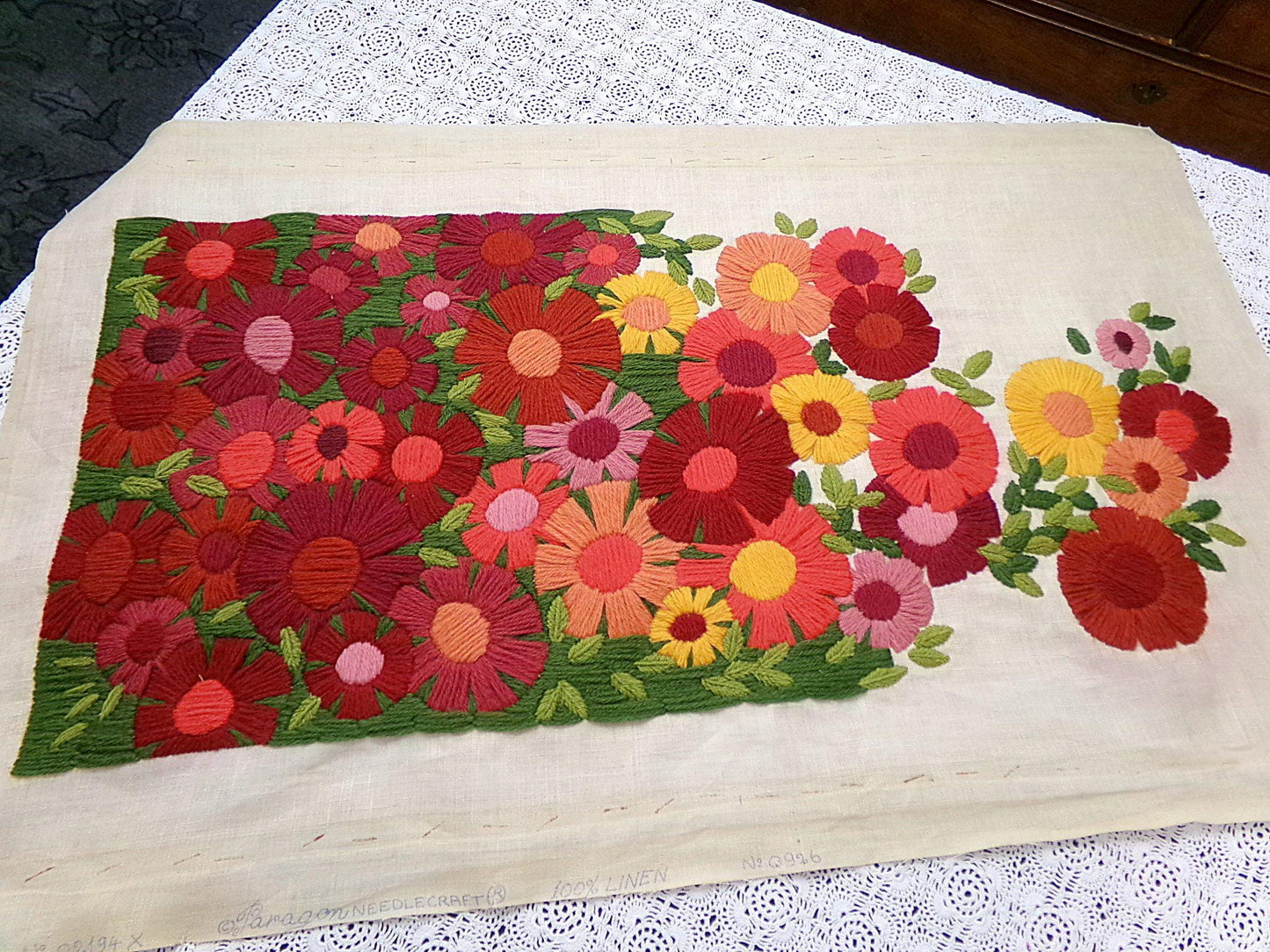 GARDEN FLOWERS Finished Crewel Embroidery, Vintage Paragon Needlecraft 0926, Floral Wall Art
