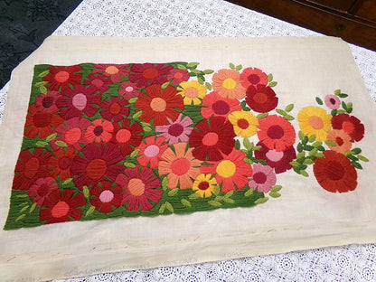 GARDEN FLOWERS Finished Crewel Embroidery, Vintage Paragon Needlecraft 0926, Floral Wall Art