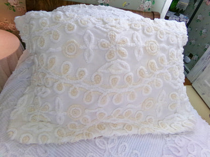 vintage canyon group chenille pillow sham, cream wedding cake design with envelope back, SINGLE, not a pair