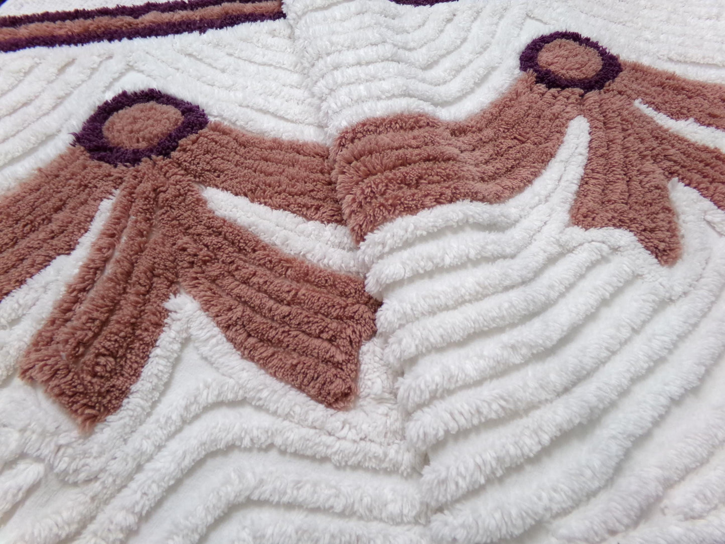 Double Swag Bows Vintage Chenille Bedspread Fabric, Luxurious Elegant Sewing Material, 20" x 35"