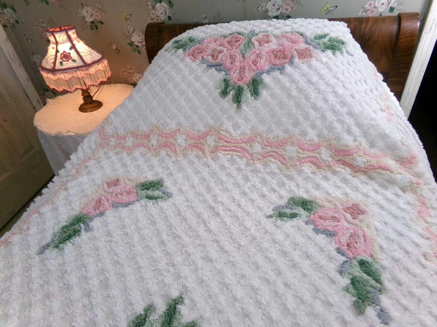 Plush Luxury Pink Rose Vintage White Chenille Bedspread, 100% Cotton, Twin Size