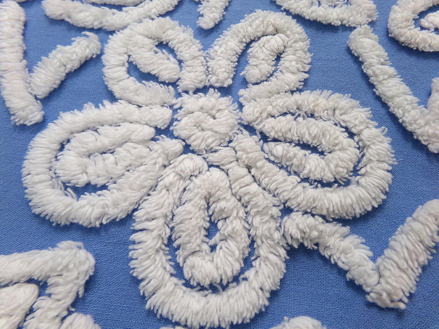 Daisy Dance Vintage Chenille Bedspread Fabric, Blue & White Floral Quilt Material 20" x 23" Piece