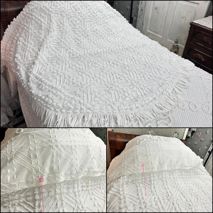 Vintage White Chenille Bedspread Modern Minimalist Geometric Tuft FULL Coverlet