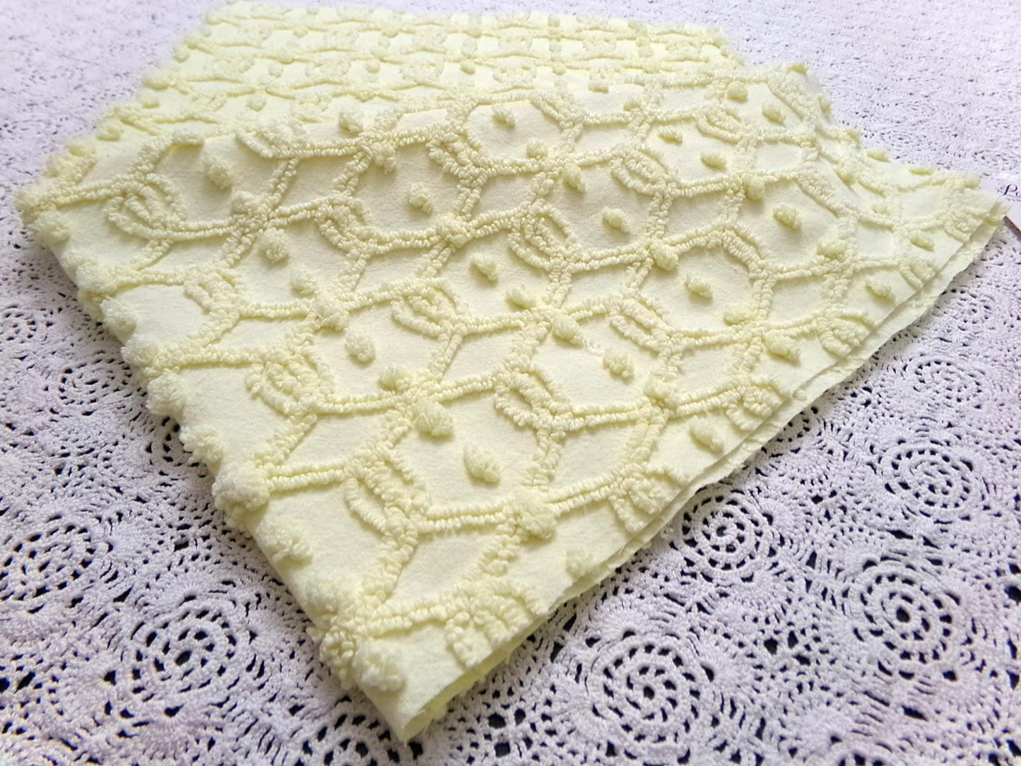 Infinity Links Vintage Chenille Bedspread Fabric 18x24" Yellow Pops Quilting Material