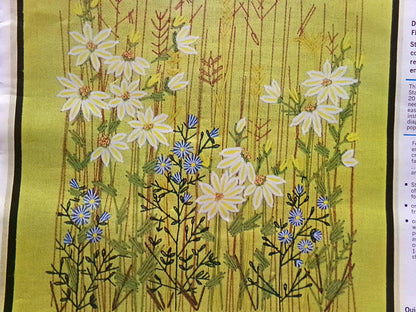 FIELD FLOWERS Vintage Crewel Embroidery Kit Paragon Needlecraft 0930 Boho Wall Art