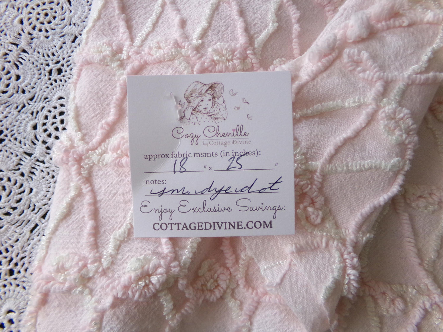 Webbed Eternity Knots Vintage Chenille Fabric Pastel Pink, Iridescent Vanilla Cream 18x25"
