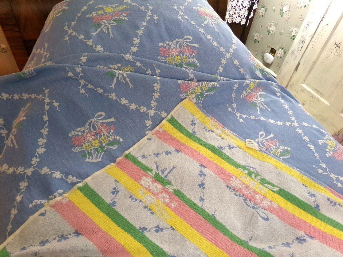 shabby cottage style vintage woven bedspread, fieldcrest blue floral twin coverlet