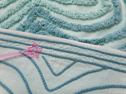 dramatic waves vintage chenille bedspread fabric, captivating quilt material 31" x 19"