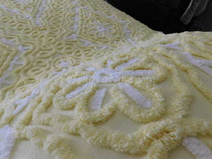 Chenille Bedding, Delicious Lemon Chiffon Vintage Chenille Bedspread, Integrated Ruffle Skirt, Fitted Full Size