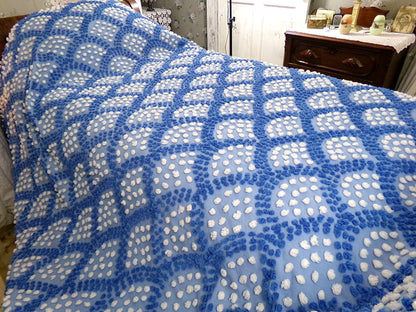 mermaid tail vintage chenille bedspread, lake cottage blue & white shell pop scallop design, full size antique cotton bedding, pom pom trim