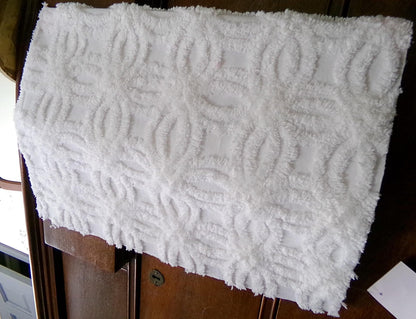 Vintage Chenille Fabric Elegant Fluffy White Wedding Rings, 18" x 25"