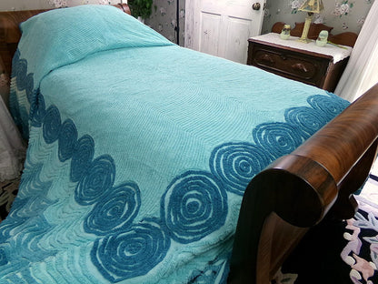 Vintage Chenille Bedspread Dramatic Swirling Waves, Full Size 100% Cotton Bedding