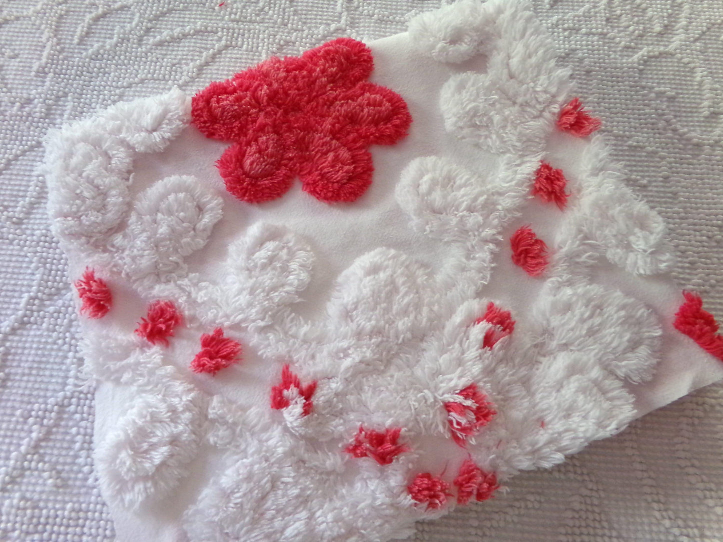 Roses in Snow Vintage Chenille Fabric, Red & White Plush Swirl 18" x 21" Inch Piece