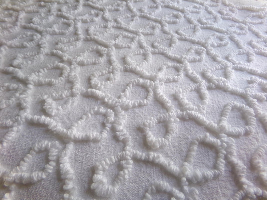 Curly Loops Vintage Chenille Fabric, Neutral White Texturized Cotton Sewing Material, 19" x 27" inch Piece for Handmade Quilts, DIY Pillows