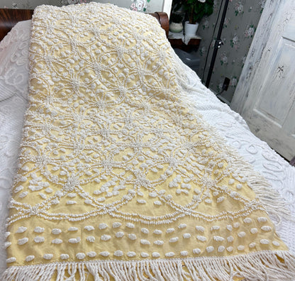 Vintage Chenille Bedspread, Sunny Yellow Dense Tufted Starbursts, Full Sz