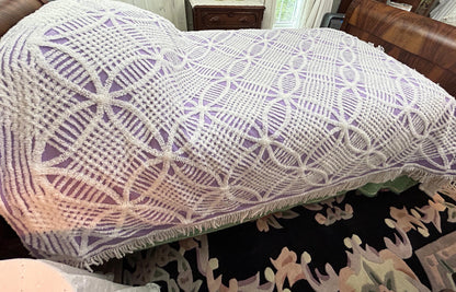 Lavender & White Vintage Chenille Bedspread Geometric Wedding Rings, TWIN Sz
