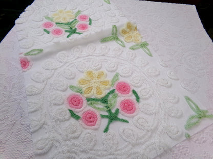 Dreamy White Floral Vintage Chenille Bedspread Fabric Sewing & Quilt Material 18" x 35"
