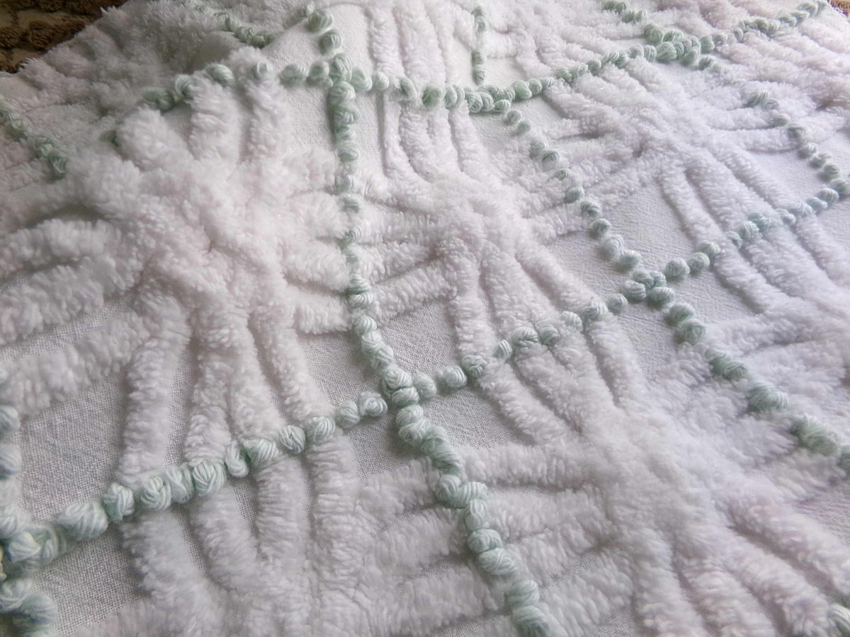 Vintage Chenille Fabric, Mint Green Pearl Pops White Spider Rings, 18x25"