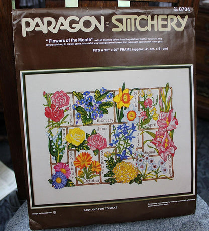 FLOWERS of the MONTH Vintage Crewel Embroidery Kit Floral Paragon Stitchery 0704