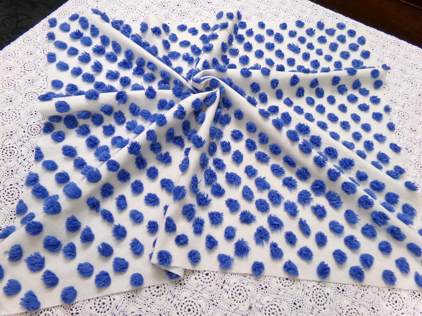 royal blue pops vintage chenille bedspread fabric handtufted white cotton 20x24"